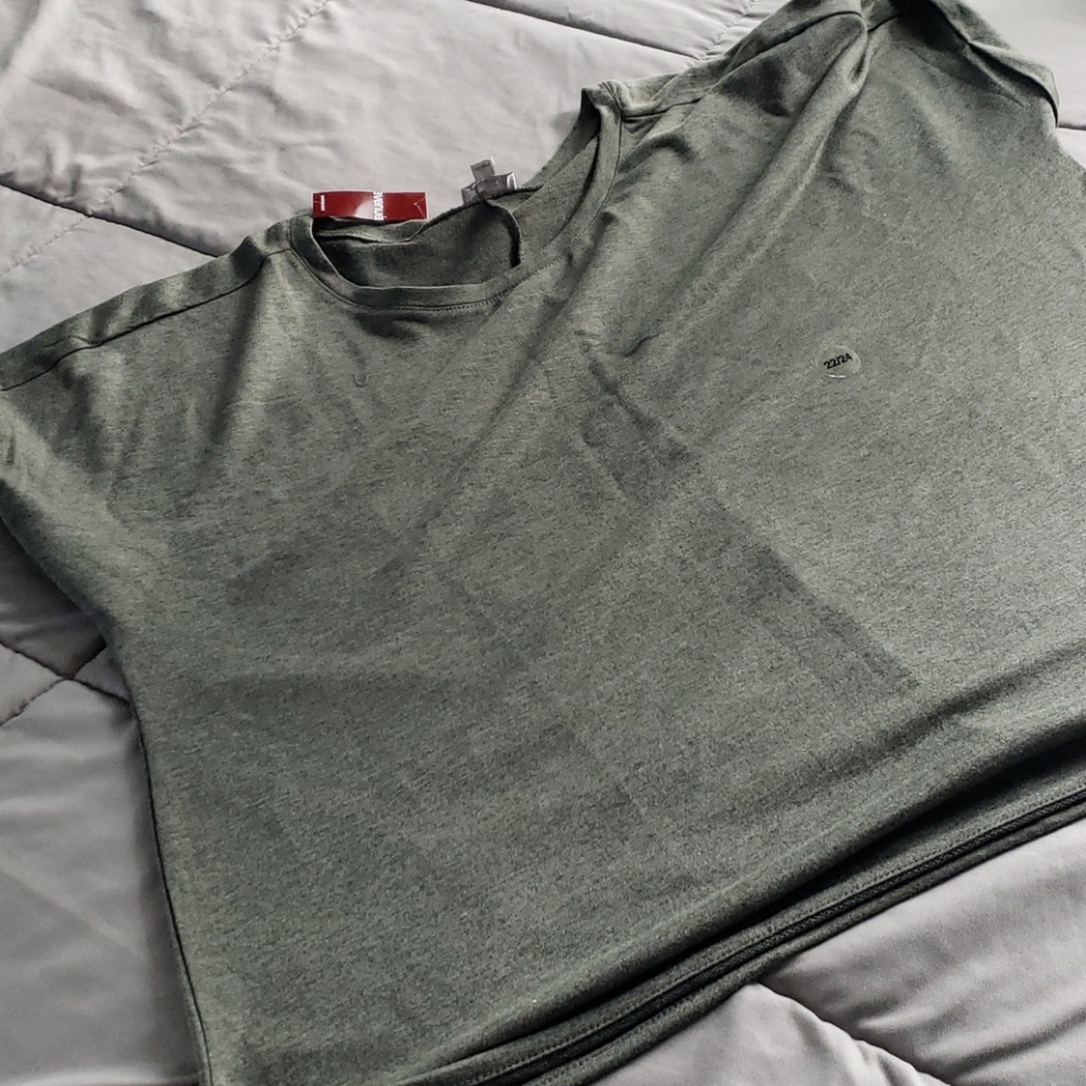Basic Tee Shirt